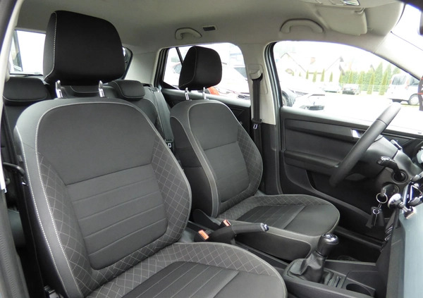 Skoda Fabia cena 29900 przebieg: 288004, rok produkcji 2018 z Tarczyn małe 631